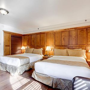 Queen Room Two Queen Beds