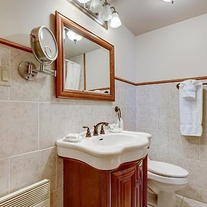 Quadruple Room Shower